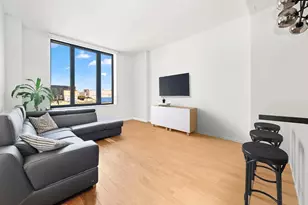 42-14 Crescent St, New York City, NY 11101 - Photo 2