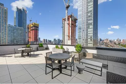 42-14 Crescent Street #8B, New York City, NY 11101 - Photo 8