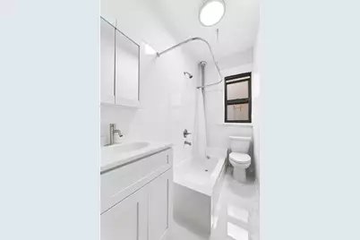 30 Macombs Place #54, New York City, NY 10039 - Photo 4