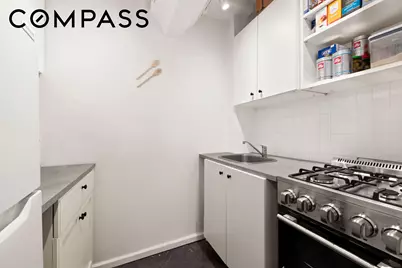 150 E 27th Street #LA, New York City, NY 10016 - Photo 4