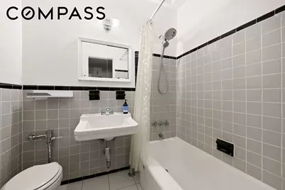 150 E 27th Street #LA, New York City, NY 10016 - Photo 6