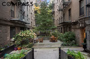 65 Morton St, New York City, NY 10014 - Photo 10