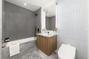 400 W 38th St, New York City, NY 10018 - Photo 6