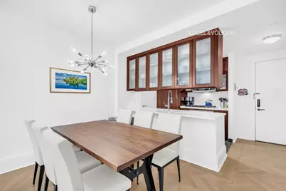 205 W 76th Street #901, New York City, NY 10024 - Photo 2