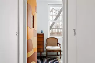 18R Spring St, New York City, NY 10012 - Photo 4