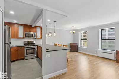 4 W 109th Street #5CD, New York City, NY 10025 - Photo 2