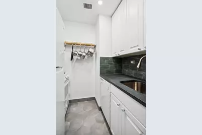 310 E 46th Street #12A, New York City, NY 10017 - Photo 4