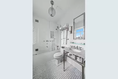 19 E 88th Street #PHD, New York City, NY 10128 - Photo 22
