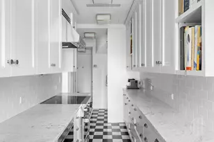19 E 88th St, New York City, NY 10128 - Photo 14