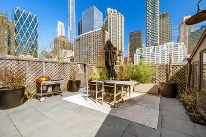 325 W 52nd Street #PHD, New York City, NY 10019 - Photo 2