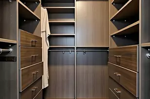 325 W 52nd St, New York City, NY 10019 - Photo 6