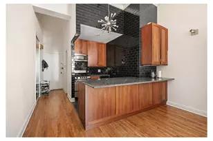 310 E 23rd St, New York, NY 10010 - Photo 2