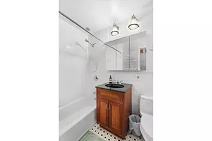 310 E 23rd St, New York, NY 10010 - Photo 4