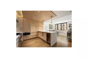 211 E 13th St, New York, NY 10003 - Photo 2