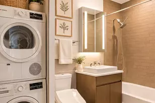 27-17 42nd Rd, New York City, NY 11101 - Photo 4