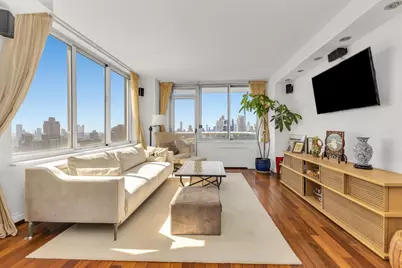 200 E 89th Street #37D, New York City, NY 10128 - Photo 2