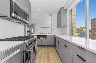 300 E 74th St, New York City, NY 10021 - Photo 6