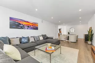 300 E 74th St, New York City, NY 10021 - Photo 2