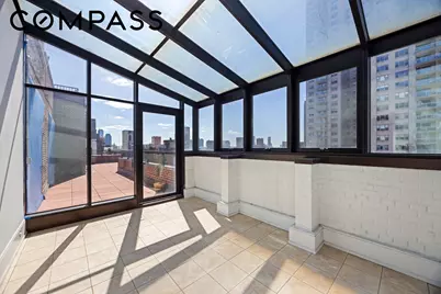 410 E 57th Street #PHC, New York City, NY 10022 - Photo 2