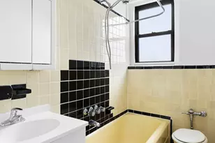 47-20 42nd St, New York City, NY 11104 - Photo 8