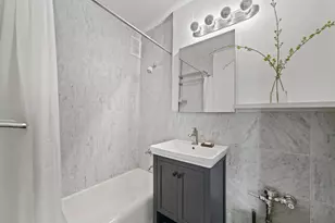 330 E 70th St, New York City, NY 10021 - Photo 8