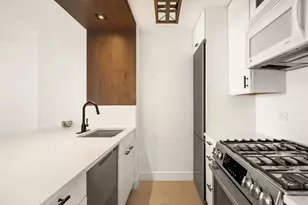 200 Rector Pl, New York City, NY 10280 - Photo 6