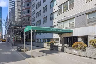 211 E 53rd St, New York, NY 10022 - Photo 22