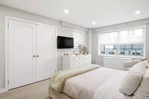 211 E 53rd St, New York, NY 10022 - Photo 10
