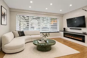 218 N 8th St, New York City, NY 11211 - Photo 1
