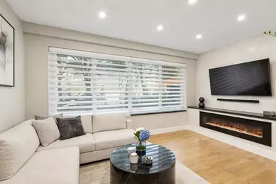 218 N 8th Street #1A, Brooklyn, NY 11211 - Photo 1