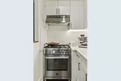 218 N 8th Street #1A, Brooklyn, NY 11211 - Photo 4