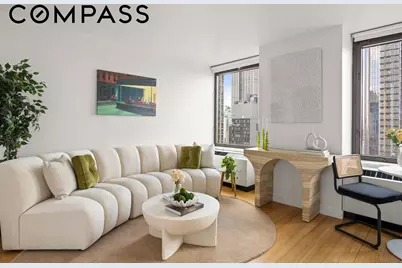 100 W 39th Street #38I, New York City, NY 10018 - Photo 1