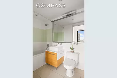 100 W 39th Street #38I, New York City, NY 10018 - Photo 8