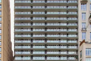 210 Central Park S, New York City, NY 10019 - Photo 16