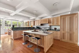 134 E 62nd St, New York City, NY 10065 - Photo 8