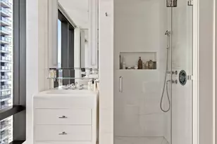 430 E 58th St, New York City, NY 10022 - Photo 4