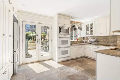 452 W 44th Street, New York City, NY 10036 - Photo 4