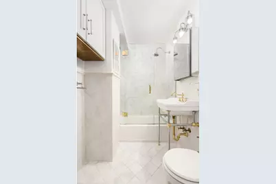 330 E 79th Street #6D, New York City, NY 10075 - Photo 10