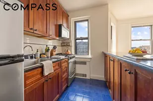 385 Argyle Rd, New York City, NY 11218 - Photo 2