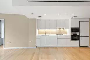 425 W 53rd St, New York City, NY 10019 - Photo 8