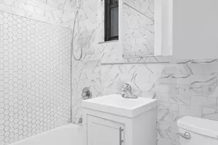 431 W 54th St, New York City, NY 10019 - Photo 10