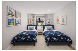 332 W 19th St, New York City, NY 10011 - Photo 6