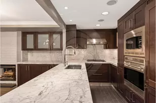 332 W 19th St, New York City, NY 10011 - Photo 4