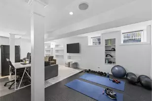 1601 11th Ave, New York City, NY 11215 - Photo 18