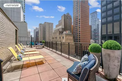 209 E 56th Street #5E, New York, NY 10022 - Photo 6