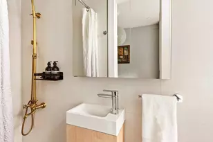 114 E 84th St, New York City, NY 10028 - Photo 10