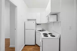 320 E 49th St, New York City, NY 10022 - Photo 6
