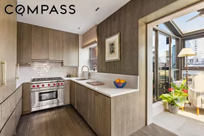 174 E 74th Street #PHC, New York City, NY 10021 - Photo 4