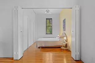 434 W 20th St, New York City, NY 10011 - Photo 6