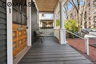428 E 18th St, New York City, NY 11226 - Photo 2